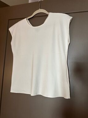 Express Ivory Sheer Blouse Size S Cap Sleeve Lightweight Layering Top